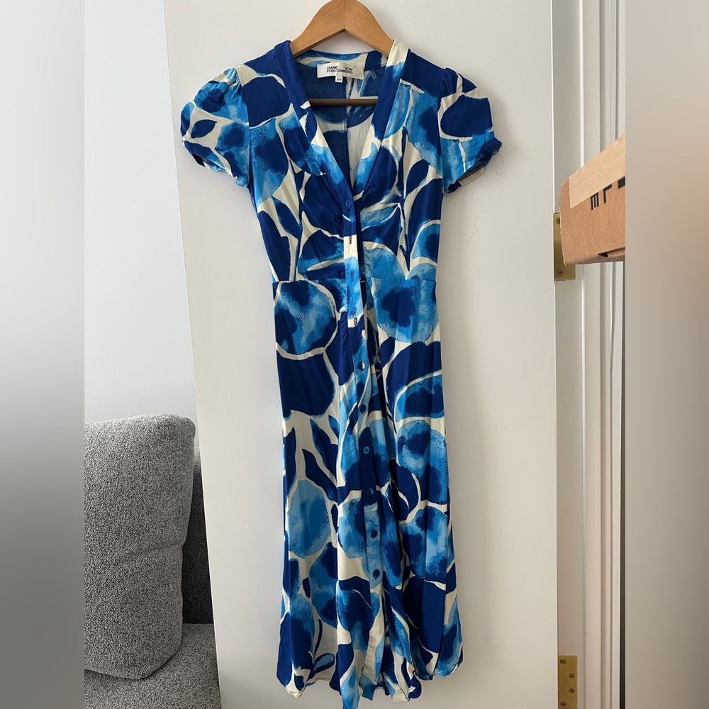 EUC Diane Von Furstenburg dress, size XXS